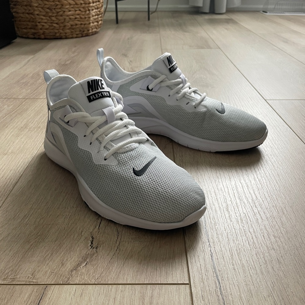 Nike Women’s Flex TR9 White Training Shoes